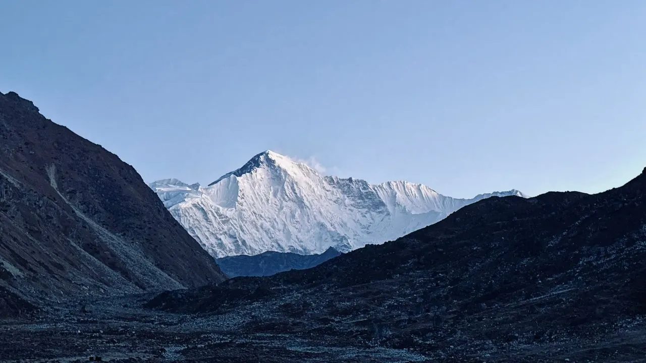 Makalu mountain peak with clear blue sky