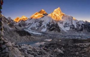 Sleeping Beauty of Mount Everest: Story, Death Zone & Facts